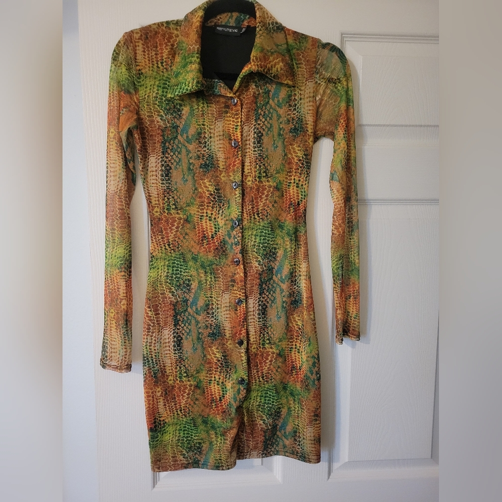 PrettyLittleThing Colorful Reptile Pattern Dress